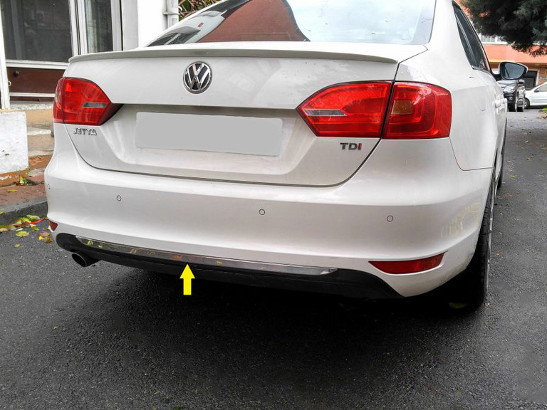 Volkswagen-Jetta-2011-2013-arka-tampon-alt-tas-4.jpg